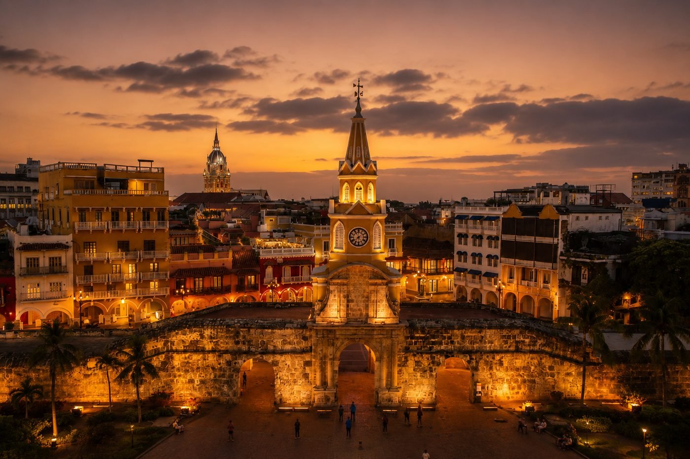 Torre del Reloj, a histórica torre do relógio na Cidade Antiga de Cartagena